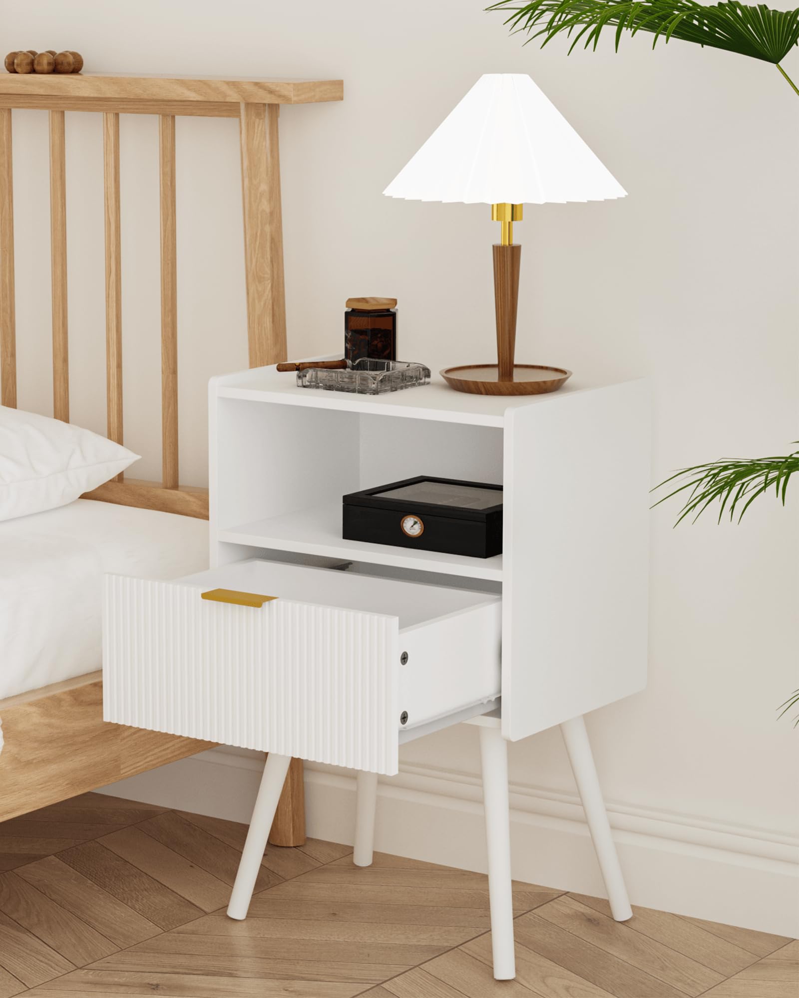 Amazon.com: Veegle Nightstand,Modern Bedside Table with Storage